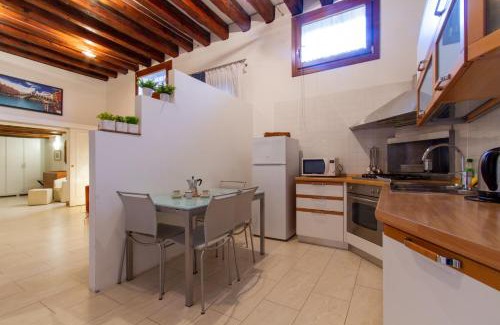 Cannaregio Apartment | Art Dreams Apartment Dimora Casanova