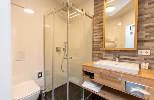 Muritz Hotel | Art & Galerie Hotel Lenz Plauer See