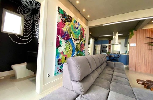 Governador Celso Ramos Apartment | Art Home penthouse, sea view cinema property with jacuzzi, 90 meters from the sea.