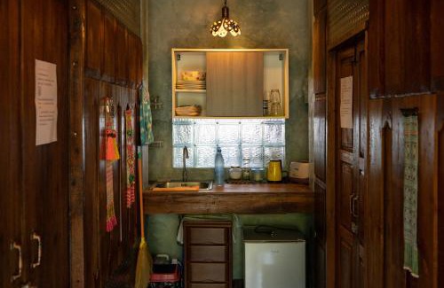 Chiang Dao House | Art House at Chiangdao - Lake House