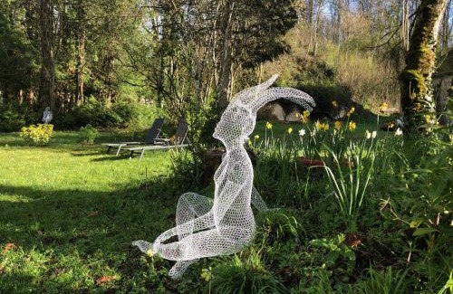 Pourrain Bed & Breakfast | Art House Domaine de l'Ocrerie