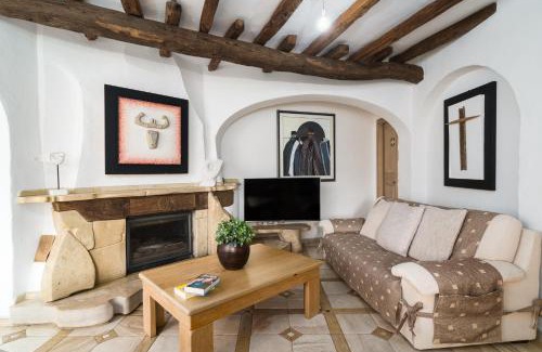 Dorgali Apartment | Art House