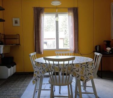 Maenttae-Vilppula Apartment | Art House & Sculpture Garden