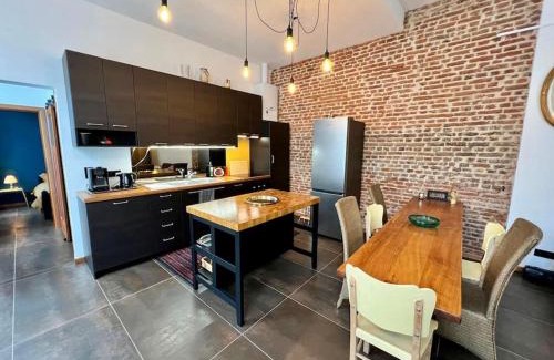 Saint-Laurent Apartment | Art Loft -Opéra, Saint-Lambert, Bueren
