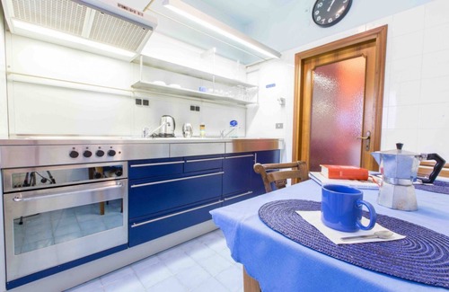 Cannaregio Apartment | Art Painting canal view apartment