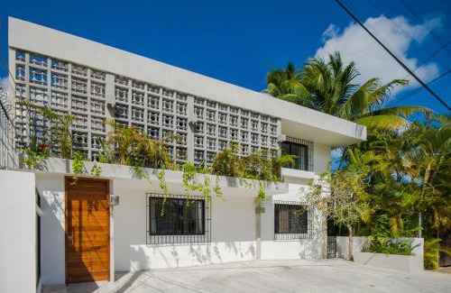 Downtown Cancun Apartment | Art Studios