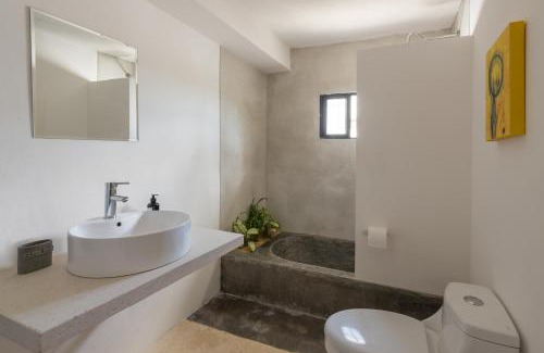 Downtown Cancun Apartment | Art Studios