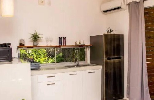 Xihu Villas Villa | Art villa near a virgin beach
