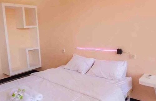 Caruban Hotel | Artayya Puri 2 near Alun Alun Caruban Mitra RedDoorz