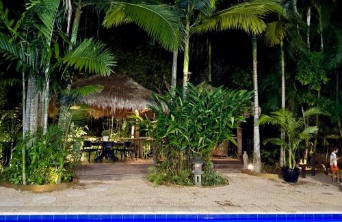 Palm Cove House | Arte Bianco