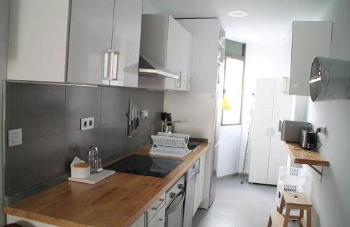 Almunecar Apartment | arte junto al mar
