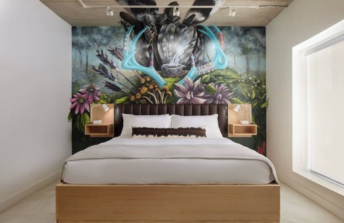 Kennett Square Hotel | Artelo