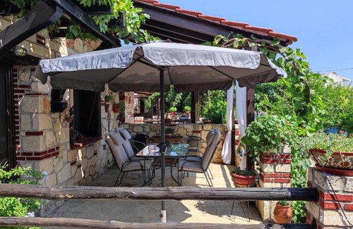 Psakoudia House | Artemis Stone House