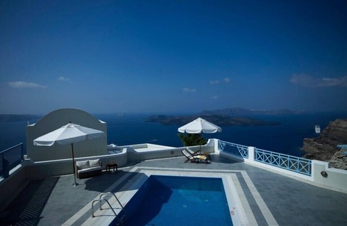 Santorini Villa | Artemis Villa w/Heated Pool, Hot Tub & Caldera View