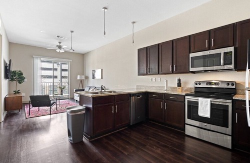 Montgomery Apartment | Artful Stay 1BR Loft Steps from Montgomery Arts