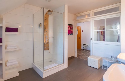 Haunstetten-Ost Hotel | Arthotel ANA Style