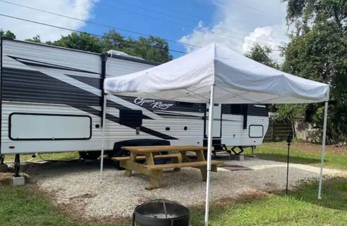 North Sarasota House | Arthur the Camper-Glamping Retreat