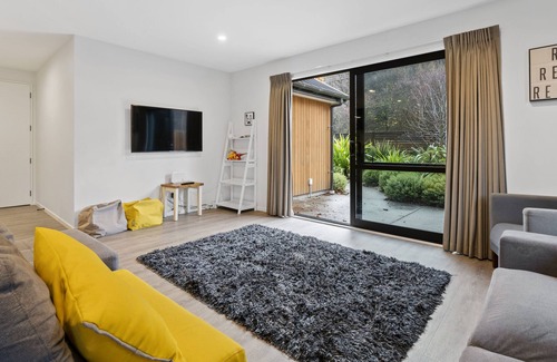Arthur's Point Cottage | ARTHURS POINT QUEENSTOWN VILLA - HOLIDAY HOME in Queenstown