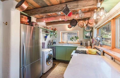 Historic Eastside House | Artisan Adobe - Near Canyon Rd and the Plaza