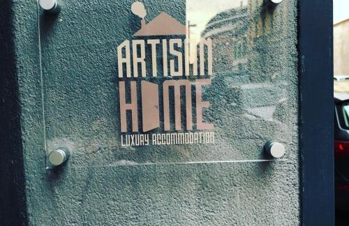 Borgo San Leonardo Apartment | Artisan Home