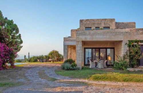 Aegina Town Villa | Artisan Villa Aegina