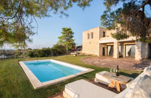 Aegina Town Villa | Artisan Villa Aegina