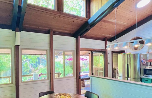 Glen Ellen House | Artist Retreat In The Best Part of Sonoma's Wine Region