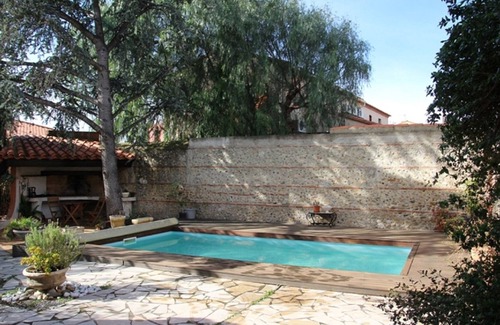 Le Soler Apartment | Artist's apartment with garden and private pool