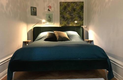 SoFo Apartment | Artistic and light 2 room apartment in SoFo 65sqm