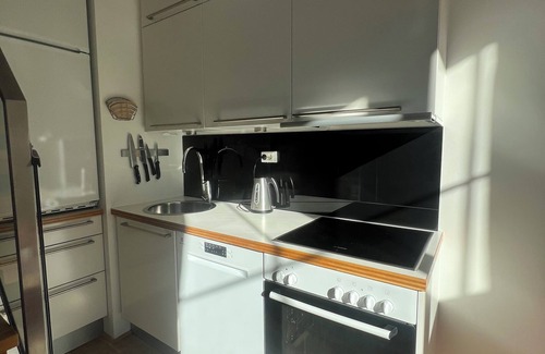 Oslo City Centre Condo | Artistic apartment in the heart of Oslo. Walking distance to all attractions.
