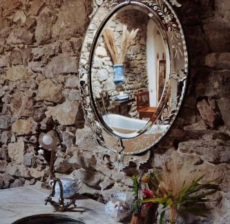 Villalbe House | Artistic Loft Near Carcassonne