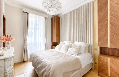 8th Arrondissement Apartment | Artistic Luxury 3-Bedroom Apartment - Champs-Élysées