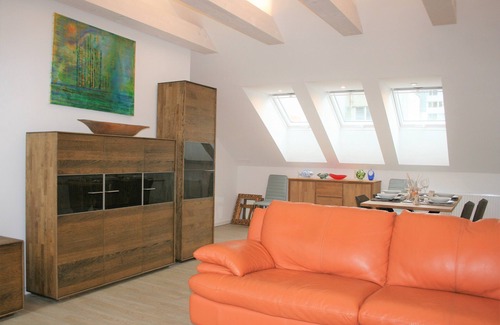 Nove Mesto Apartment | ★ artistic ★ spacious ★ air-conditioned ★ patio ★ terrace ★ free parking