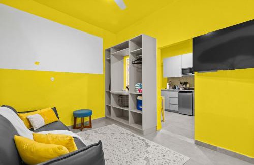 Sagrado Corazon Apartment | Artistic & Spacious Garden Studio - 4 Guests MM12