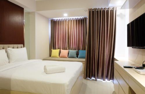 Cikarang Apartment | Artistic Studio Apartment at The Oasis Cikarang By Travelio
