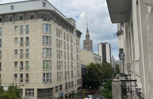Centrum Apartment | Artistic studio with mezzanine in Central Warsaw