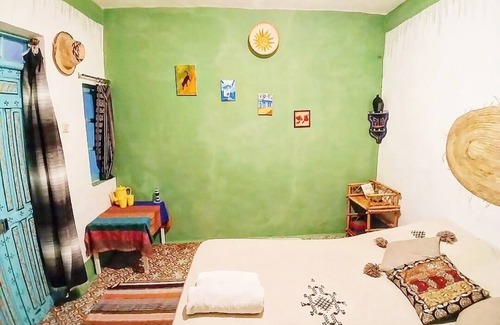Chefchaouen House | Artistic traditional Riad at the gate of the medina,panoramic mountains terrace