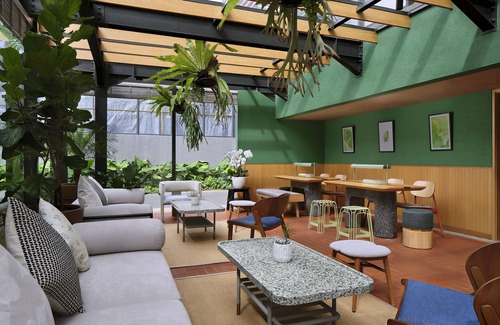 East Kuningan Hotel | ARTOTEL Casa Kuningan