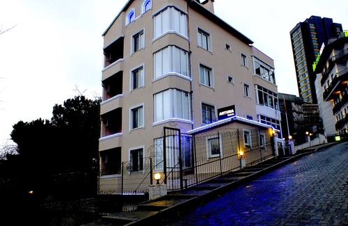 Kucukbakkalkoy Apartment | Artura Suite