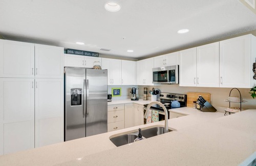 Ocean View Halifax Estates Condo | Aruba 803 -Brand new in 2021 - 3 BR Direct Oceanfront Condo - Fantastic Balcony