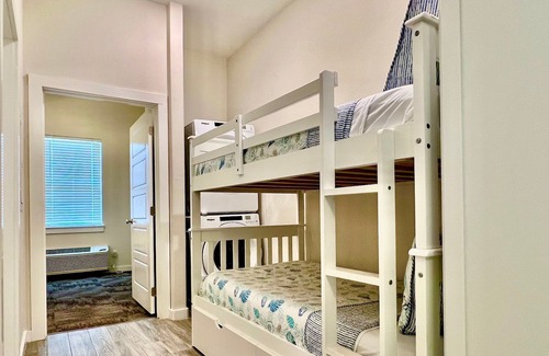 Corpus Christi Condo | Aruba Bay Resort Condo #107