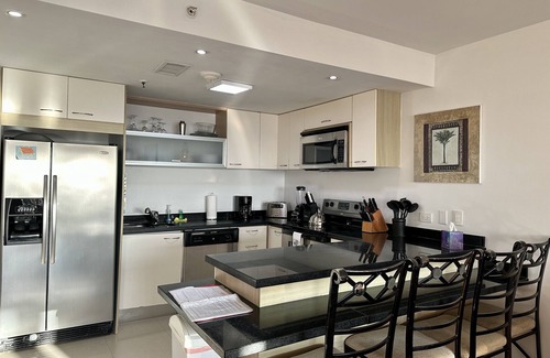 Eagle Beach Condo | Aruba Eagle Beachfront Oceania Resort 3bd3ba Penthouse w/private rooftop terrace