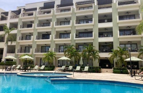 Palm Beach Apartment | Aruba Stop by The Stop Club