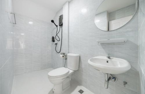 China Town Apartment | Arun Sawad - Chinatown