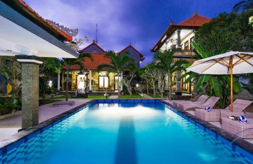 Jungut Batu House | Arya Inn Enny Salon and Spa
