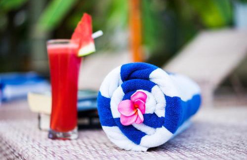 Jungut Batu House | Arya Inn Enny Salon and Spa