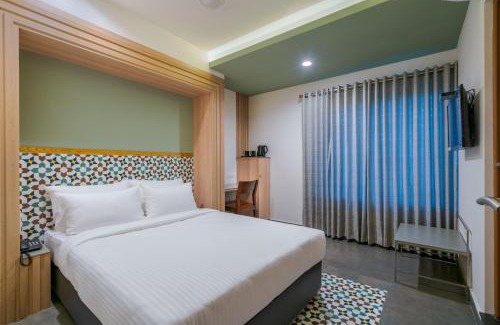 Kakkanad Hotel | ARYAAS REGENT