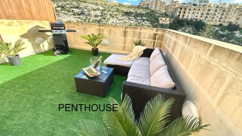 Xlendi House | Arzella Apartments Xlendi Stylish Stay Near Beach Local Eats