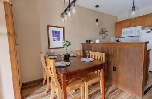 Snowshoe Apartment | AS 111 - Delightful Village studio for your summer travels. Bike-in/out & pool!