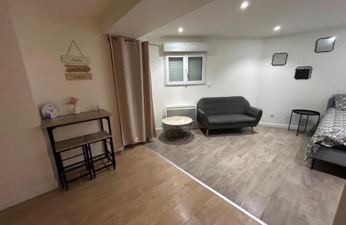 Reims Apartment | AS app